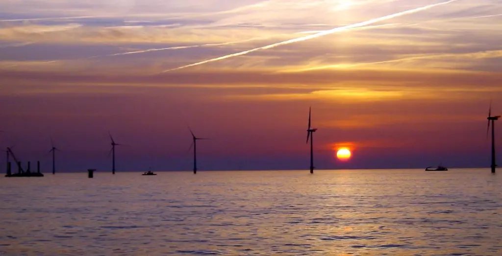 Falmouth Divers have provided diving services to the Blyth wind farm in the UK and also Horns Rev 1 in Denmark.