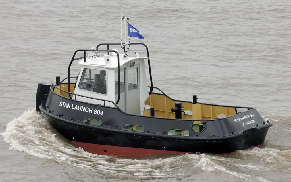 The Stan Launch 804 is suitable of a wide range of harbour duties.