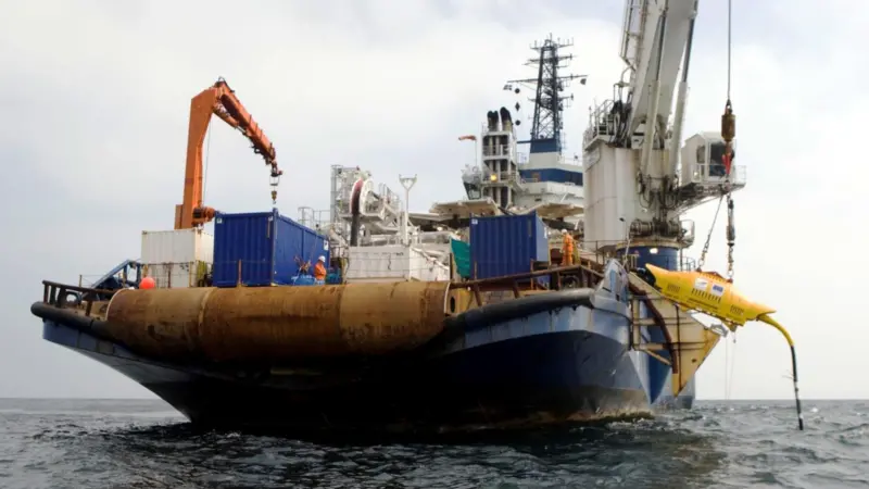 Wave Hub was deployed off the north coast of Cornwall last autumn.
