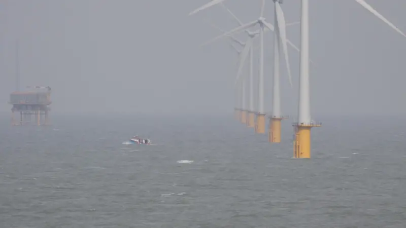 There are now 1,341 MW of wind energy installed in UK waters. Photo by Peter Barker