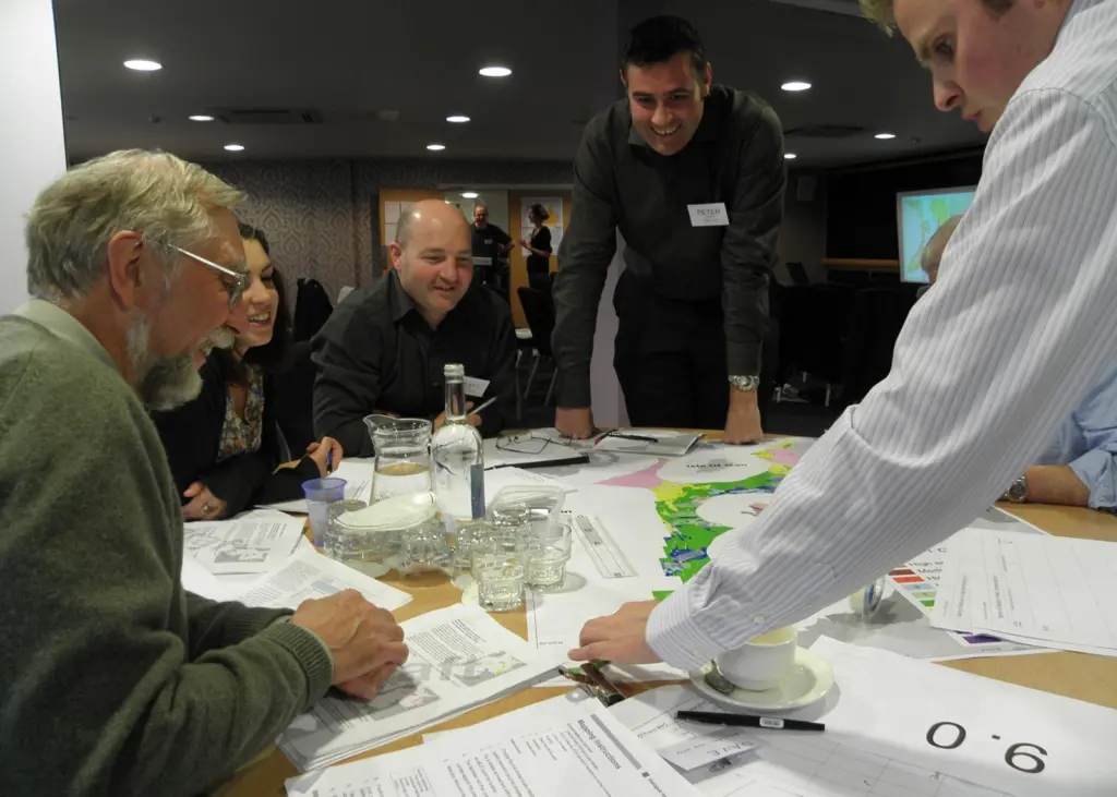 Stakeholders work together to make decisions for the Irish Sea project.
