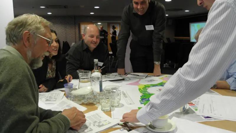Stakeholders work together to make decisions for the Irish Sea project.