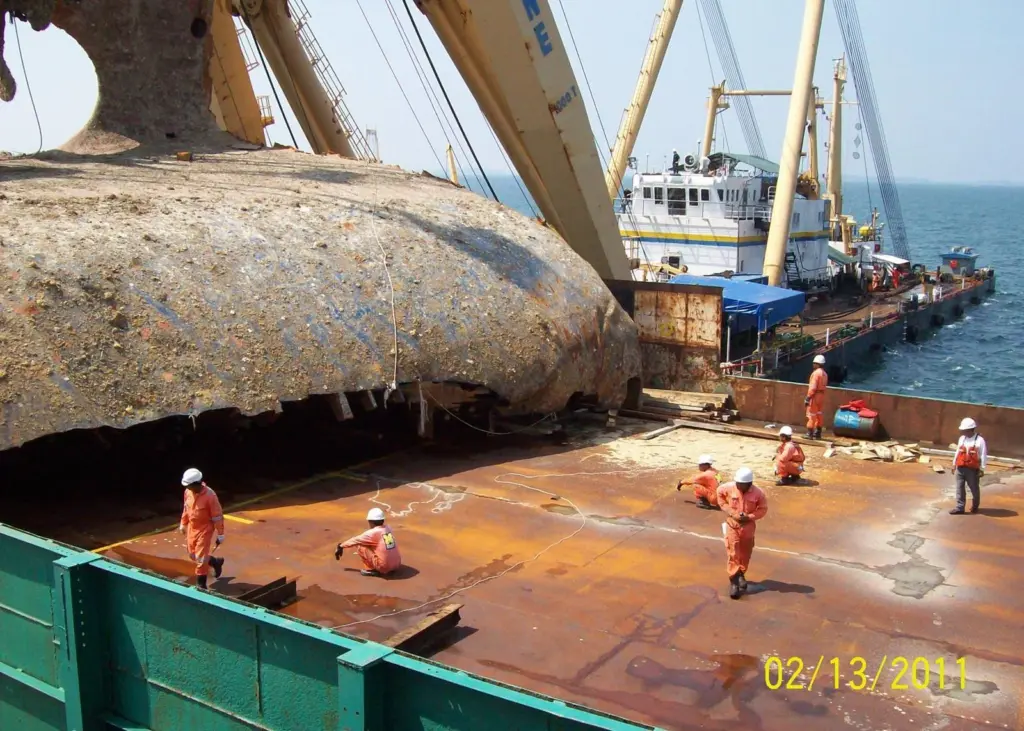 Wreck removal of the ‘Hyundai 105’ began in February and could take up to 16 months to complete.