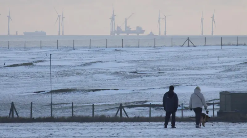 Budget measures on enterprise zones, education and training could translate into supply chain growth, particularly around UK ports. Photo by Peter Barker