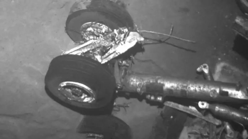 An AUV photo of the landing gear of the lost Air France flight on the ocean floor.