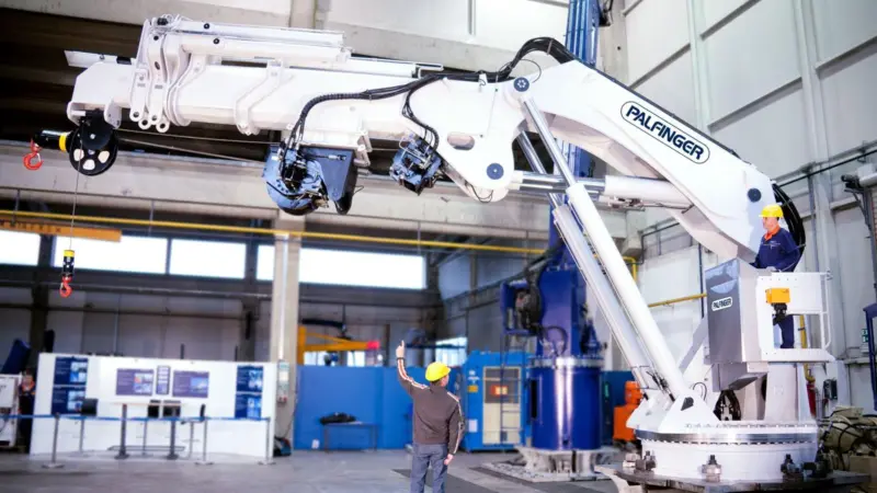 Palfinger Marine-und Beteiligungs-GmbH (PMB) is tapping into the market segment of large marine cranes with its PFM range.