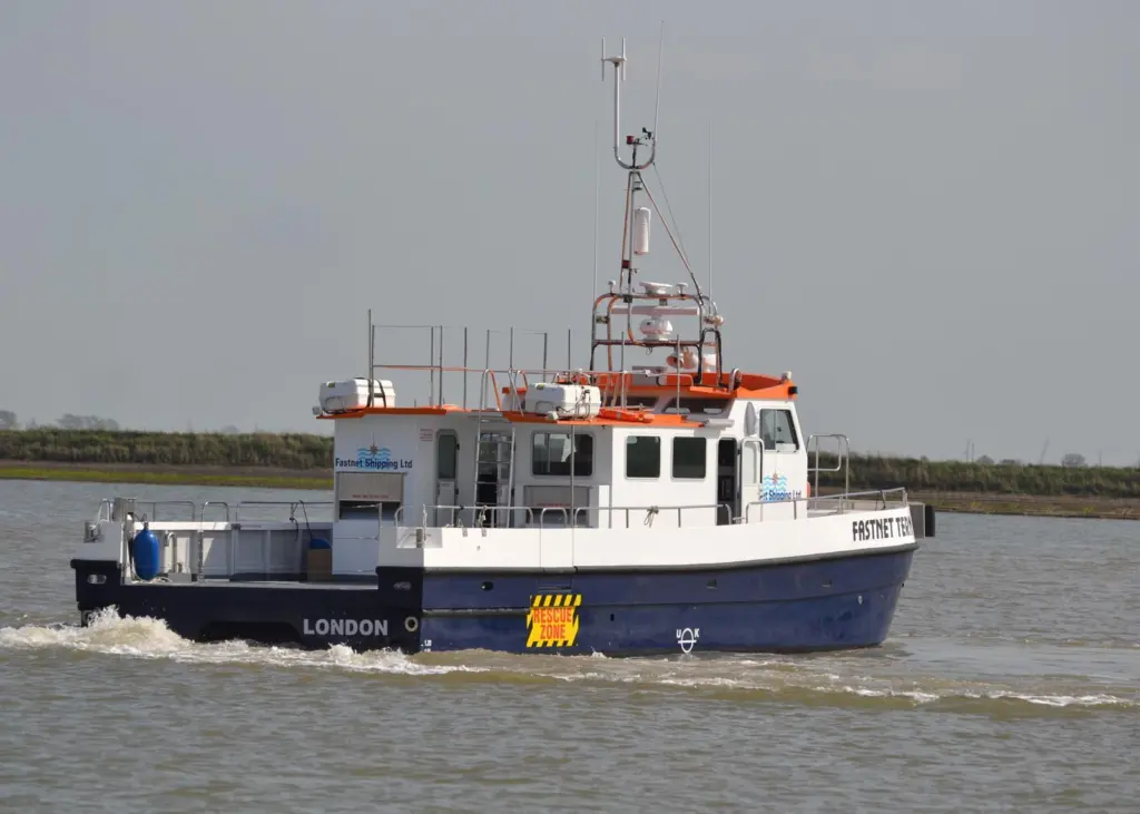 Fastnet Tern complies with requirements for the Irish P5 passenger vessel operating certificate as well as MCA COP 12+2, 60 miles offshore.