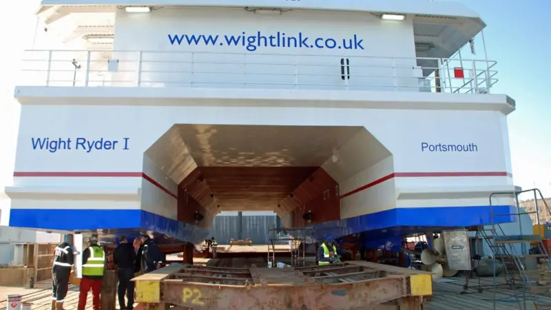 Wight Ryder I being lifted at the Trafalgar Wharf facility.