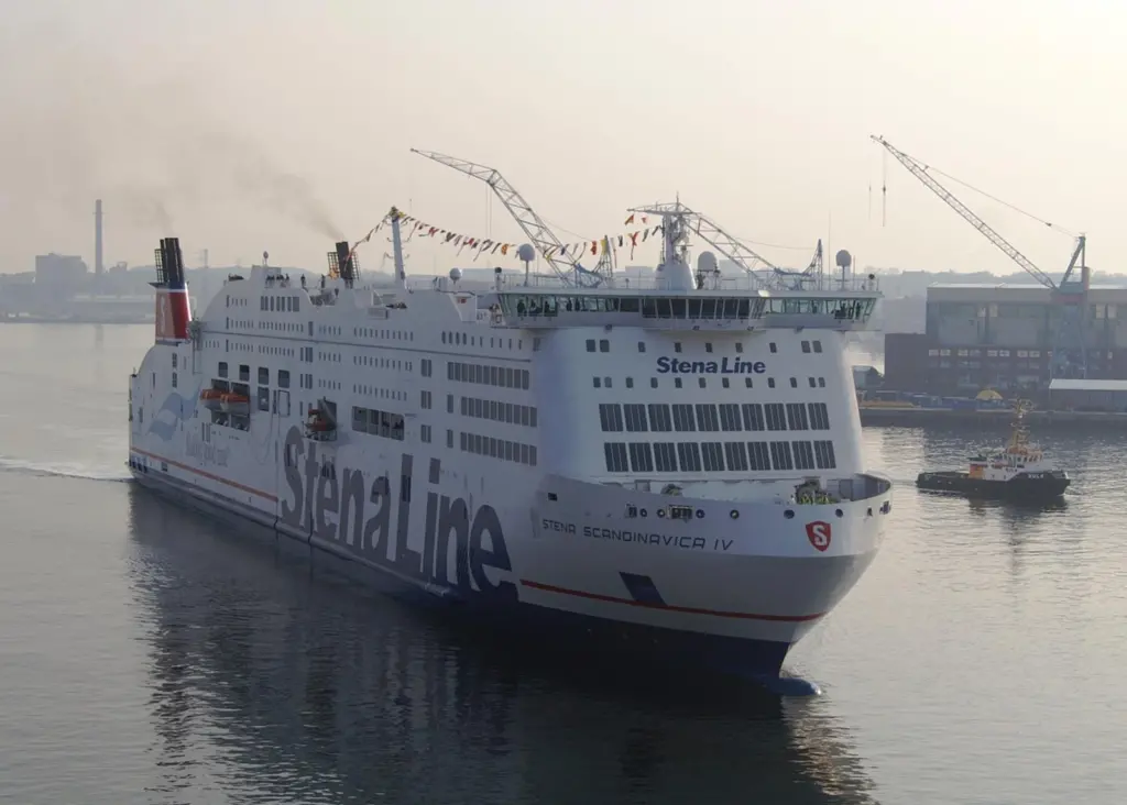 Stena Scandinavica arrives at Kiel’s Schwedenkai Terminal on Wednesday.
