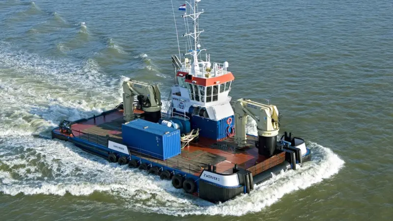 HvS has gained a great deal of operating e I and earlier vessels of a similar type.