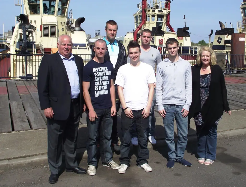 Svitzer’s training coordinator, Capt Dai Coombes, and HR representative Wendy Harvey welcome the first five apprentices at the company’s Teeside HQ.