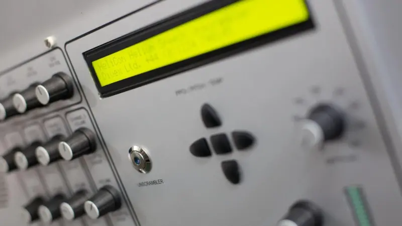 The Divex HeliCom Unscrambler as installed in a hyperbaric lifeboat.