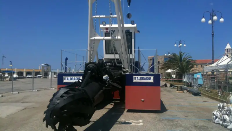 This newbuild cutter suction dredger was delivered to the town of Pollica in Southern Italy last week.