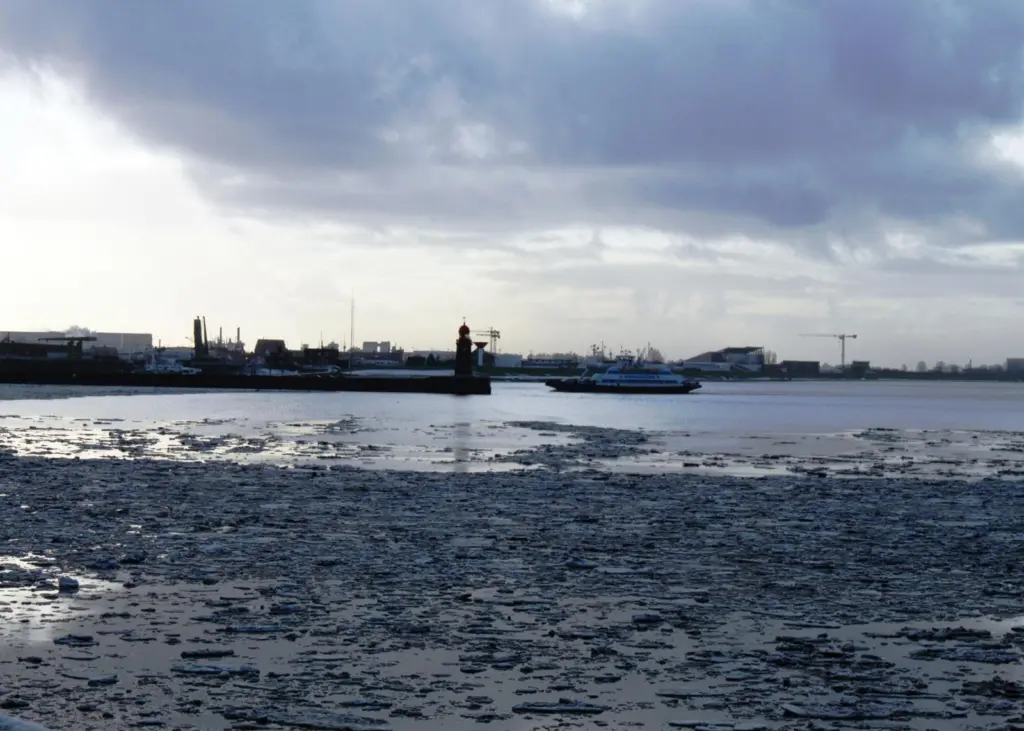 Bremerhaven will be one of the VTS control centres. Photo: Bin im Garten