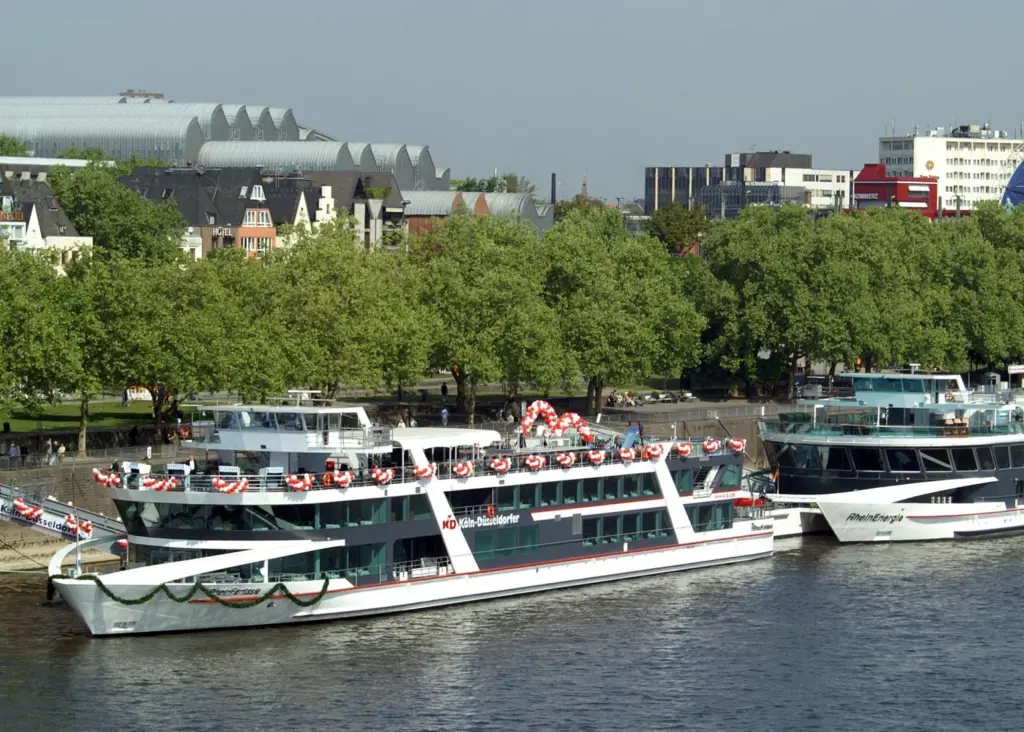 KD’s two Rhine event vessels are seen side by side in Cologne.