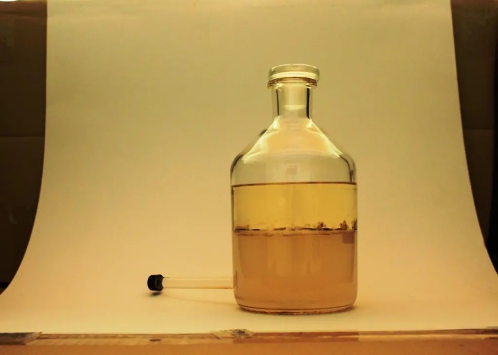 Conidia’s test takes just 10 minutes to display easy to read, accurate levels of organisms contaminating the fuel. These levels indicate precisely what kind of remedial action is needed, if any.