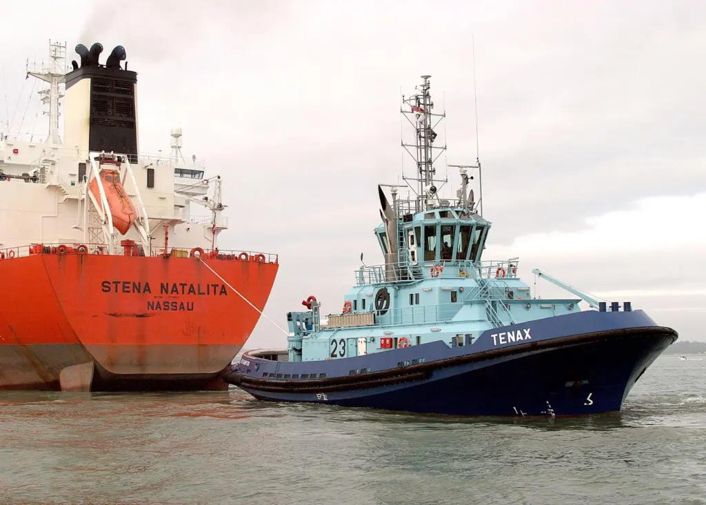 The escort tug Tenax is on bare boat charter to Boa in Gothenburg.