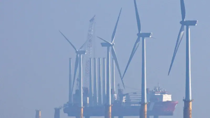 There will be up to £30m of direct Government support for offshore wind cost reduction over the next four years. Photo: Peter Barker