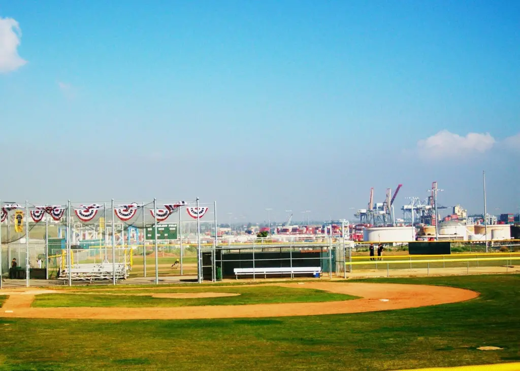 The US Port of Los Angeles has done much to improve air quality in its vicinity.