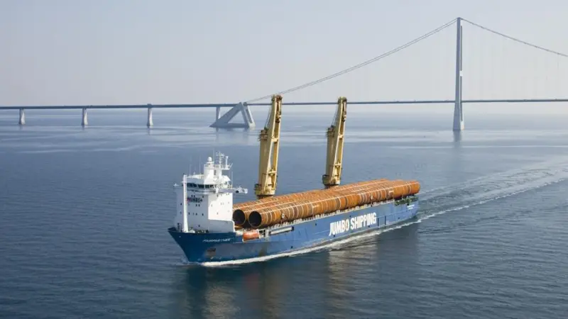 Jumbo Shipping has successfully transported 51 monopliles to DONG Energy's Walney Offshore Wind Farm 2.