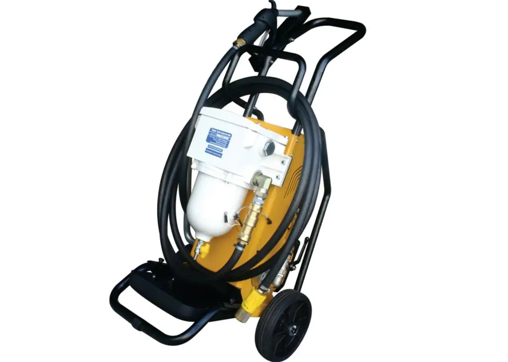 The DFS Cart is easily transportable on the quayside and even on board ships.