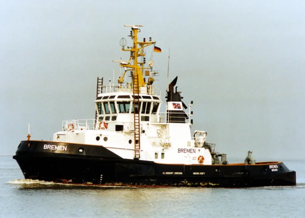The former German tractor tug Bremen is on route to new owners in Italy.