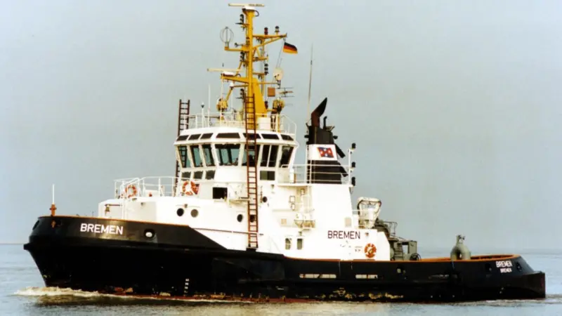 The former German tractor tug Bremen is on route to new owners in Italy.