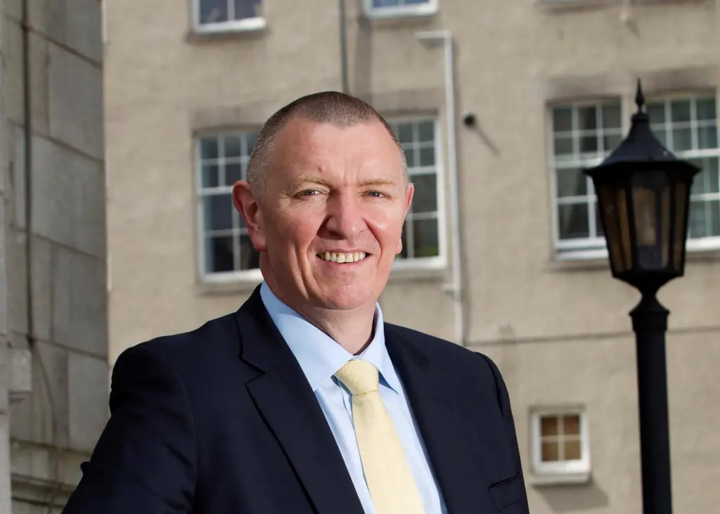 Neil Carrington’s Bon Accord Employment Services is launching free lunchtime human resources support surgeries in Aberdeen.