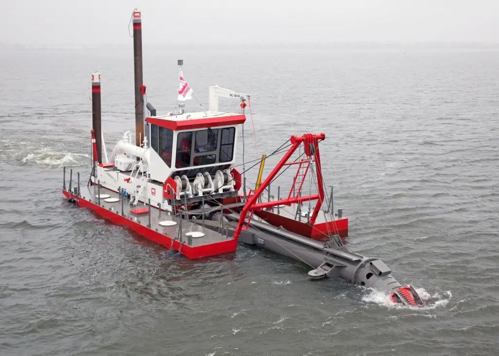 The IHC Beaver 40 dismountable cutter suction dredger can now be rented to meet short term dredging requirements.