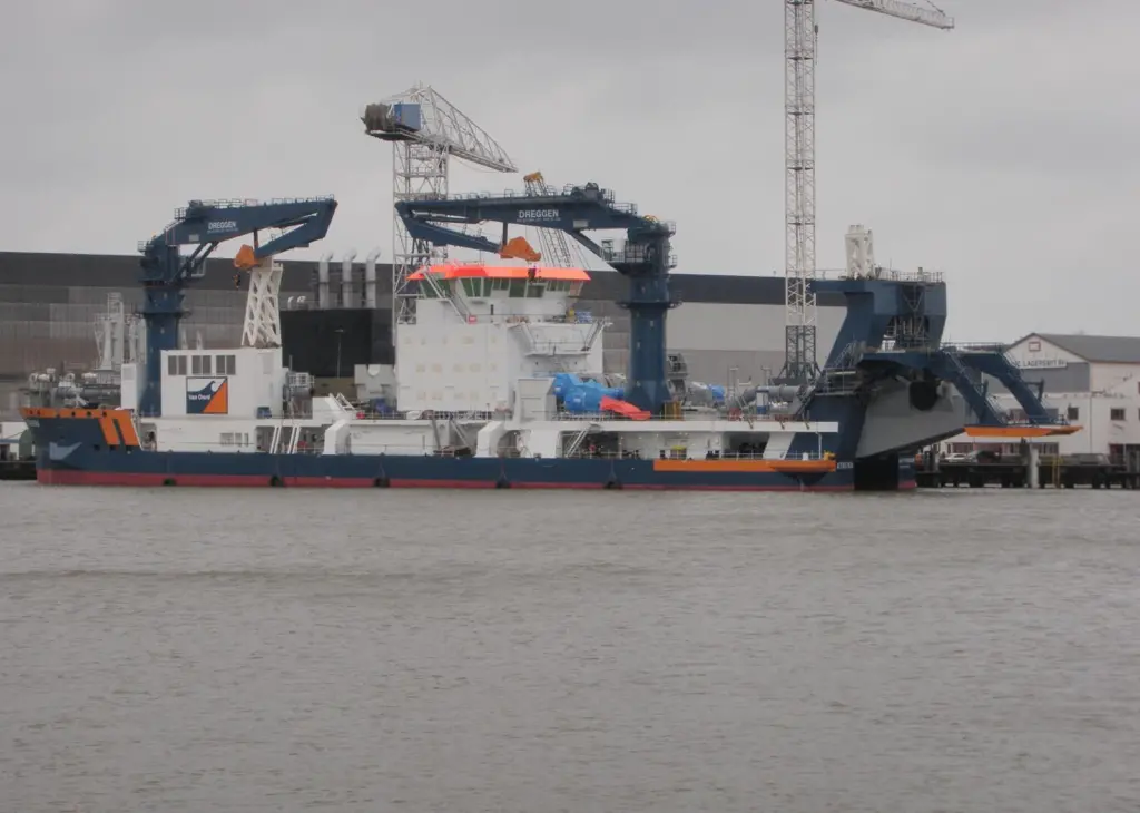 The self-propelled cutter suction dredger Athena features three Wärtsilä 6L46F engines and Wärtsilä fixed pitch propellers for a total installed power of 21.6 MW.