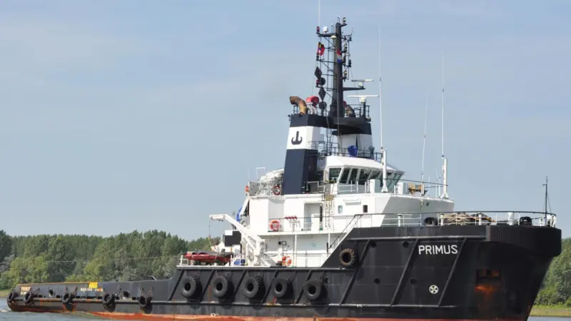 Anchorhandling tug Primus is now operating as the Bremen Fighter in the colours of URAG. (Photo courtesy L vd Meijden)