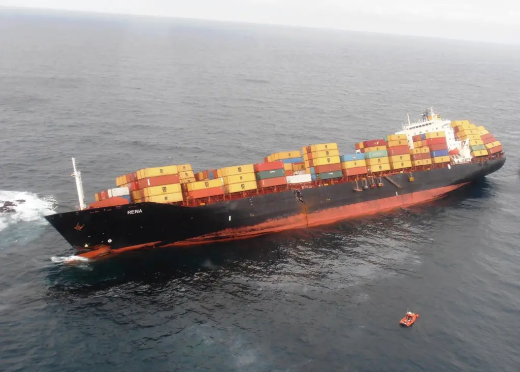 The Rena is now showing signs of cracking on its hull. Photo: MNZ