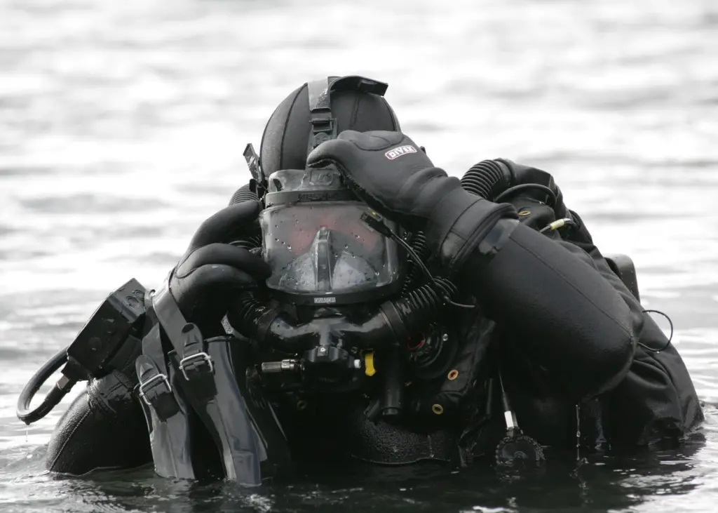 The Divex Stealth CDLSE is claimed to be the most advanced underwater rebreather life support system in the world today.