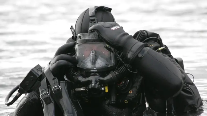 The Divex Stealth CDLSE is claimed to be the most advanced underwater rebreather life support system in the world today.