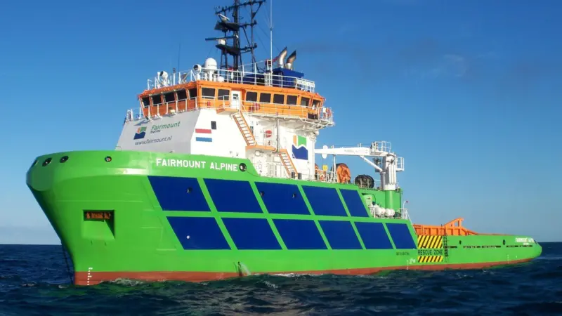 Fairmount Alpine successfully refloated MV Ikan Sepat.