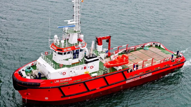 LNG Guardian is designed to operate offshore for long periods at very slow speeds in the standby role.