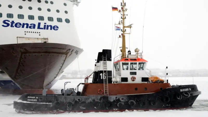 Voith tractor tug Bugsier 16 regularly breaks ice in Germany’s Baltic ports. (photo courtesy of Voith)