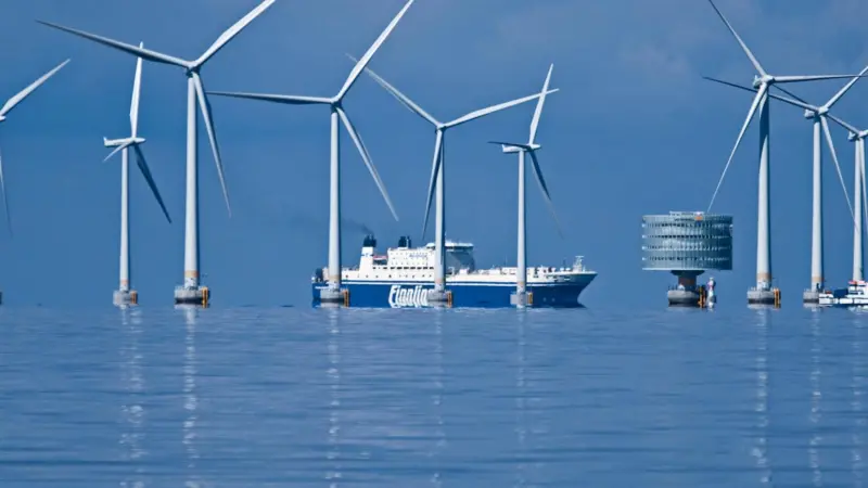 The solutions in the ToolBox should raise the energy yield and reduce the production costs of offshore wind energy. Photo: Siemens