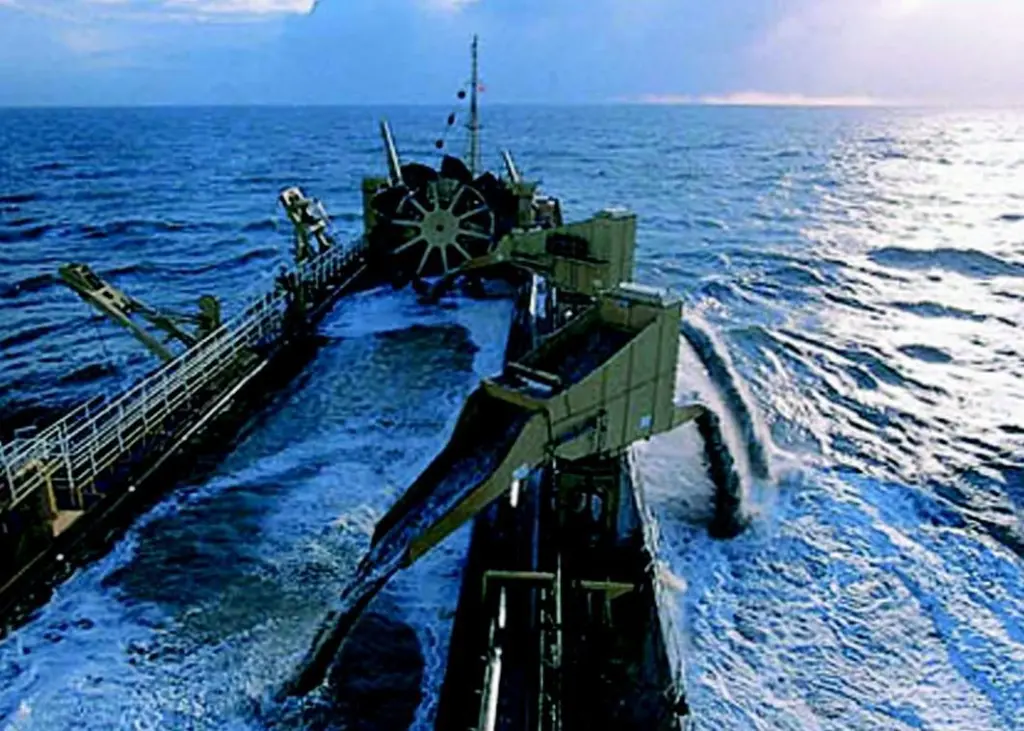 A number of marine aggregate production license areas have their permissions expire next year.