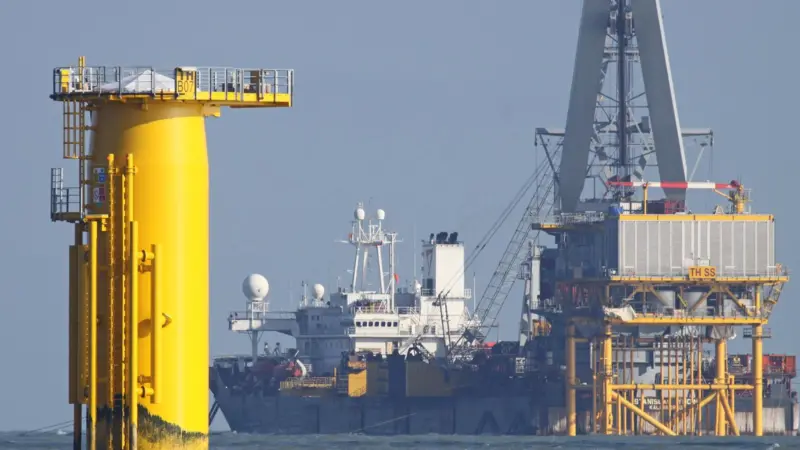 The HOCHTIEF and Ventizz JV plans to prepare offshore wind farms for development before selling them on. Photo by Peter Barker.