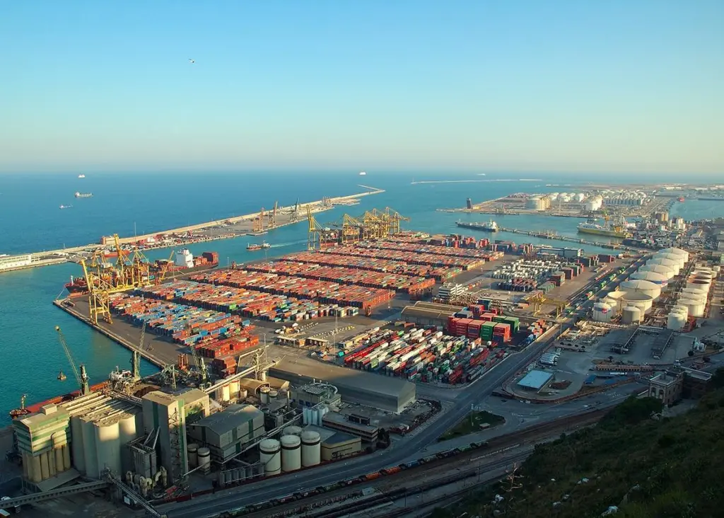 The Port of Barcelona provides a perfect backdrop for ITS 2012.