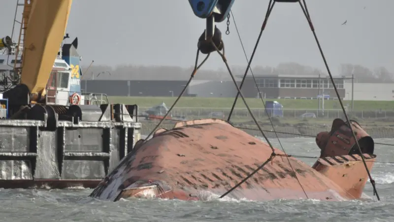 Fairplay 22 suffered a catastrophic capsize with the loss of two crew members. (Photo courtesy Lvd Meijden)