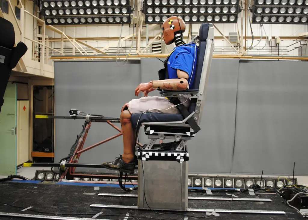 A KPM Crew 100 seat undergoing the 12g crash test.