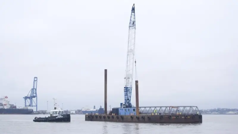 The linkspan is seen heading towards Gravesend