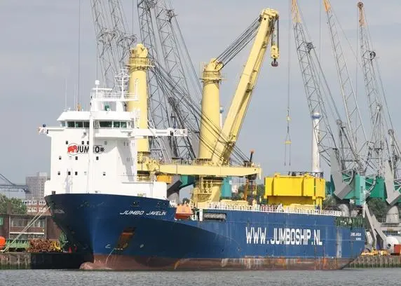 Jumbo Javelin performs the TP installation at Anholt