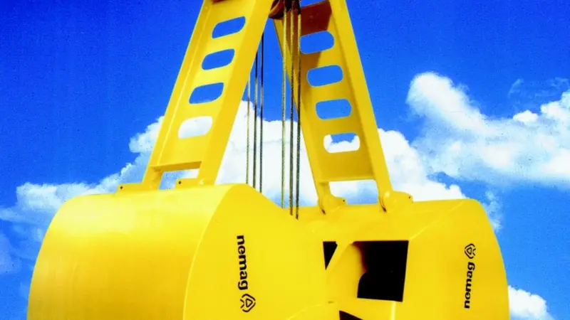 This environmentally friendly Nemag clamshell grab has a capacity of 22m 3for coal handling.