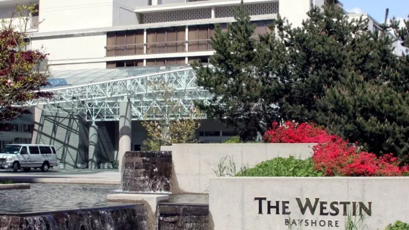 The Westin  Bayshore Hotel, the venue for ITS 2010, is located on the Vancouver waterfront overlooking Stanley Park and North Vancouver.
