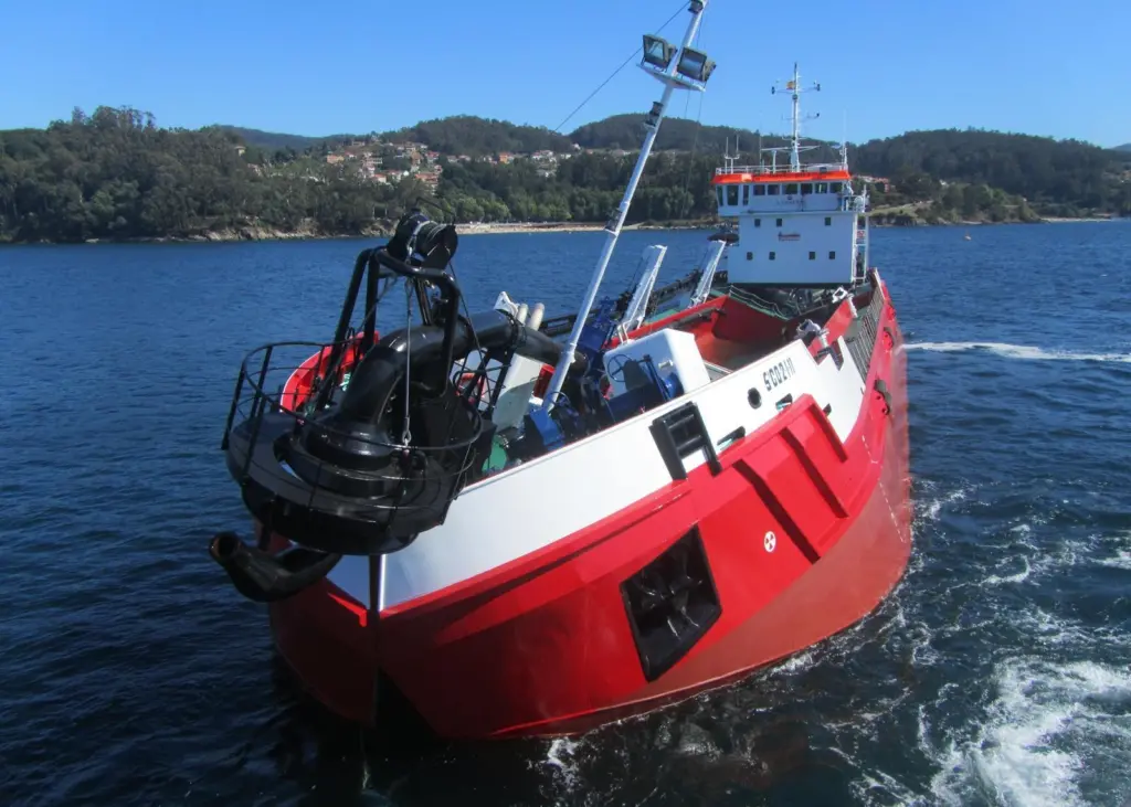 Omvac Diez shows off its split hopper capability.