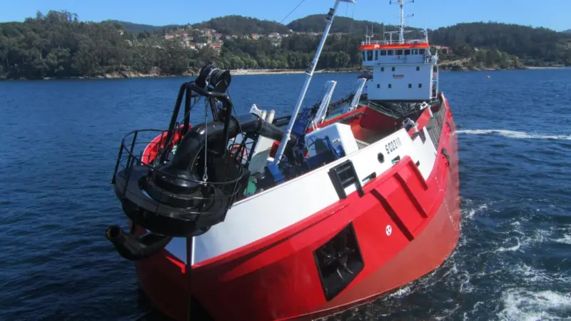 Omvac Diez shows off its split hopper capability.