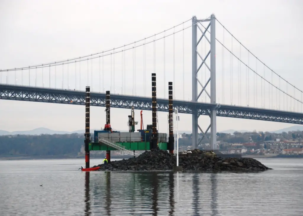The modular jack-up barge ‘Fastnet Jack 1’ at work on the Firth of Forth.